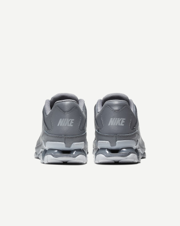 Кроссовки REAX 8 TR MESH M (RU 41.5 EU 42.5 USm 9 СМ 26.2; сool grey/pure platinum/wolf grey)